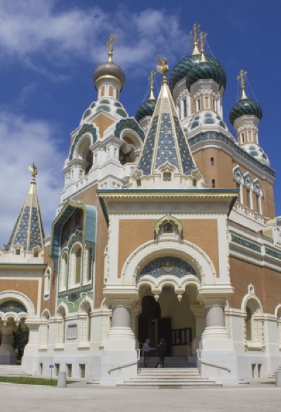 Catedral Ortodoxa: Un Santuario de Fe y Belleza