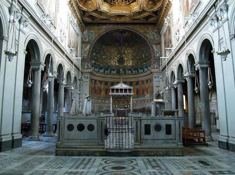 La Basílica de San Clemente: Un Tesoro Arqueológico en el Corazón de Roma