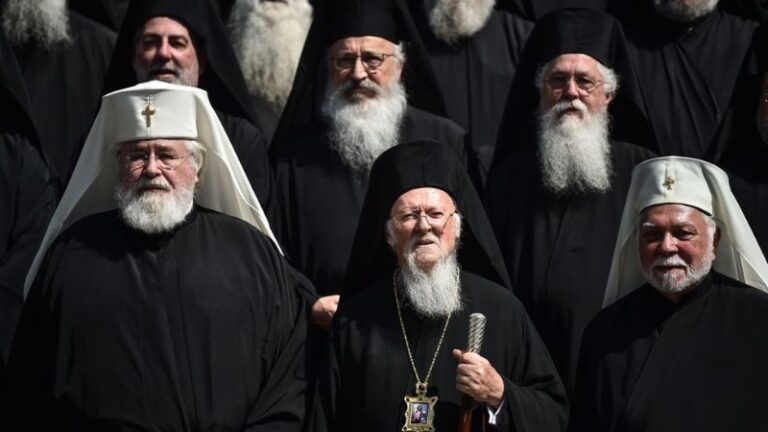 Religión Ortodoxa: Creencias Fundamentales y Prácticas Distintivas